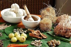 Varikoz tomirlarini davolash uchun xalq davolanadi